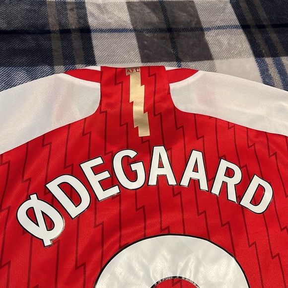 Arsenal #8 Martin Odegaard 23/24 Adidas Home Premier League Jersey - Picture 10 of 10